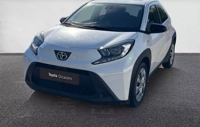 TOYOTA AYGO X 1.0 VVT-i 72 Dynamic extérieur trois quart avant gauche 1103638