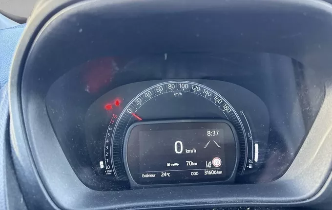 TOYOTA AYGO X 1.0 VVT-i 72 Dynamic photo 19 1103638