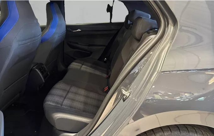 VOLKSWAGEN GOLF 1.5 eHybrid 272 DSG6 GTE extérieur arrière 2123037