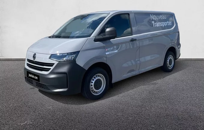 VOLKSWAGEN UTILITAIRES TRANSPORTER VAN L1H1 2.0 TDI 150 BVM6 BUSINESS extérieur trois quart avant gauche 6625