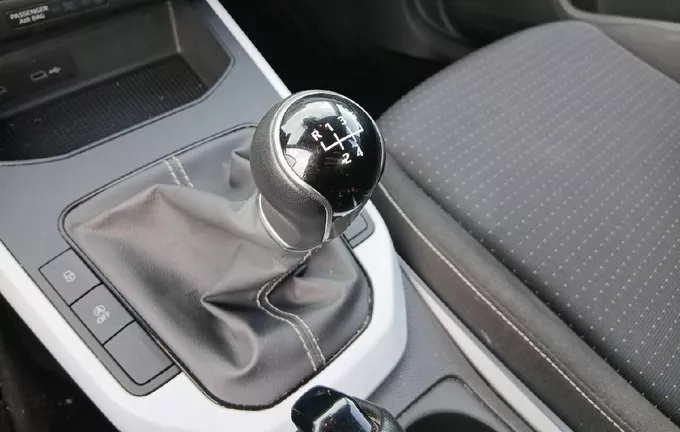 SEAT ARONA 1.0 TSI 95 ch Start/Stop BVM5 Copa photo 13 2131189