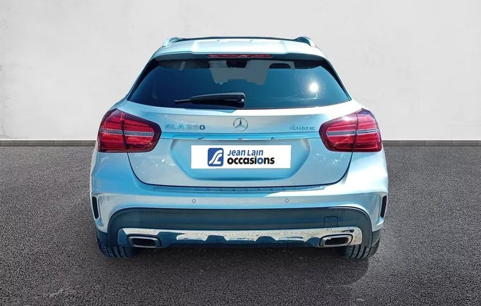 MERCEDES GLA 250 7-G DCT 4-Matic Fascination extérieur arrière 560722