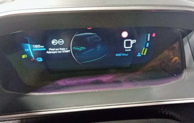 PEUGEOT 2008 ELECTRIQUE 2008 Moteur électrique 136 ch Allure Business photo 10 3013054