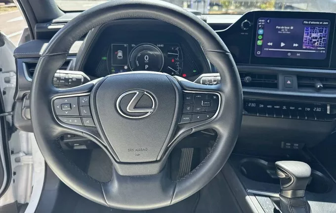 LEXUS UX 250h 4WD F SPORT Design photo 12 1103736
