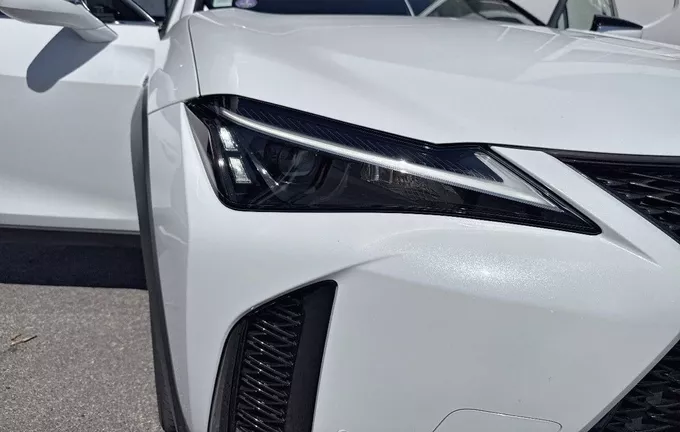 LEXUS UX 250h 4WD F SPORT Design photo 20 1103736