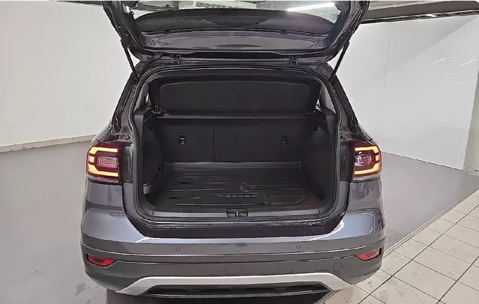 VOLKSWAGEN T-CROSS 1.0 TSI 95 Start/Stop BVM5 Life Tech extérieur trois quart arrière gauche 2128533