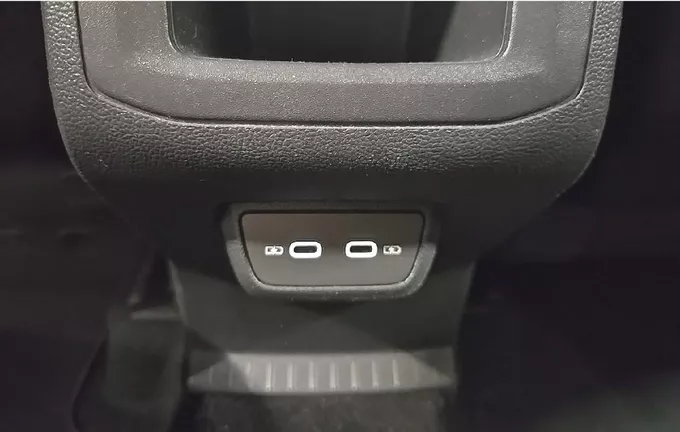 VOLKSWAGEN T-CROSS 1.0 TSI 95 Start/Stop BVM5 Life Tech photo 20 2128533
