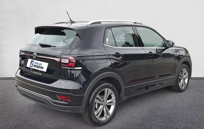 VOLKSWAGEN T-CROSS 1.0 TSI 110 Start/Stop DSG7 Carat extérieur trois quart arrière droit 2126649