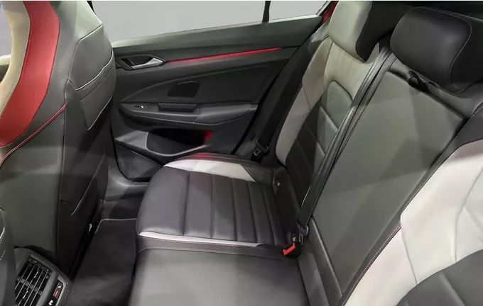 VOLKSWAGEN GOLF 2.0 TSI 300 DSG7 GTI Clubsport extérieur arrière 2131989