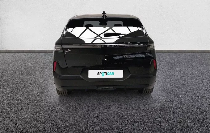 OPEL GRANDLAND 1.2 Turbo Hybrid 136 ch e-DCT6 GS extérieur trois quart arrière droit 100905