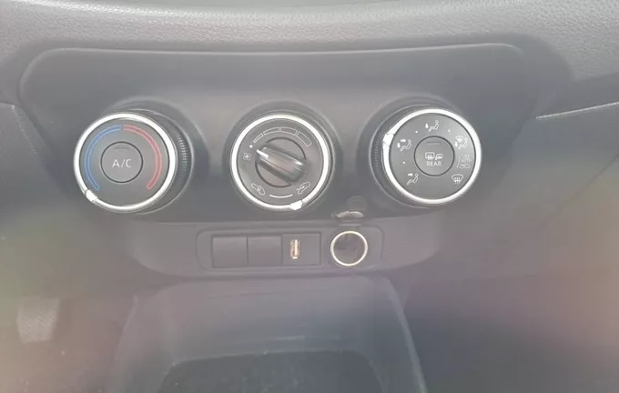 TOYOTA AYGO X 1.0 VVT-i 72 Dynamic photo 14 1103792