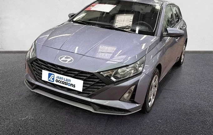 HYUNDAI I20 1.2 79 Initia extérieur trois quart avant gauche 13455