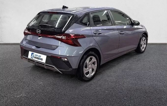 HYUNDAI I20 1.2 79 Initia extérieur trois quart arrière droit 13455