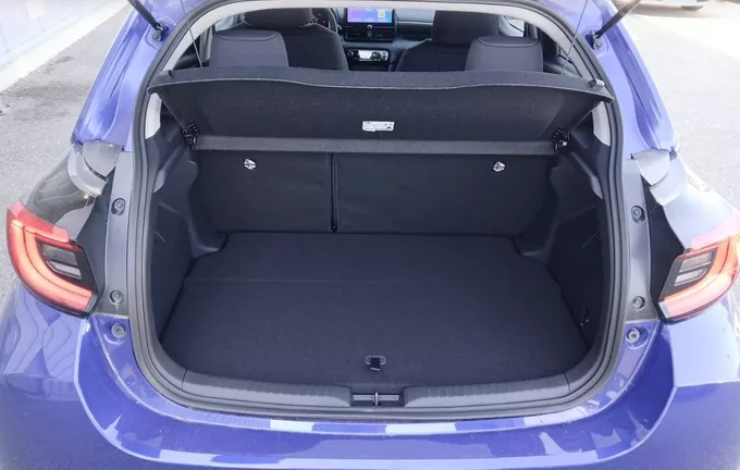 TOYOTA YARIS Hybride 116h Design photo 10 1103546
