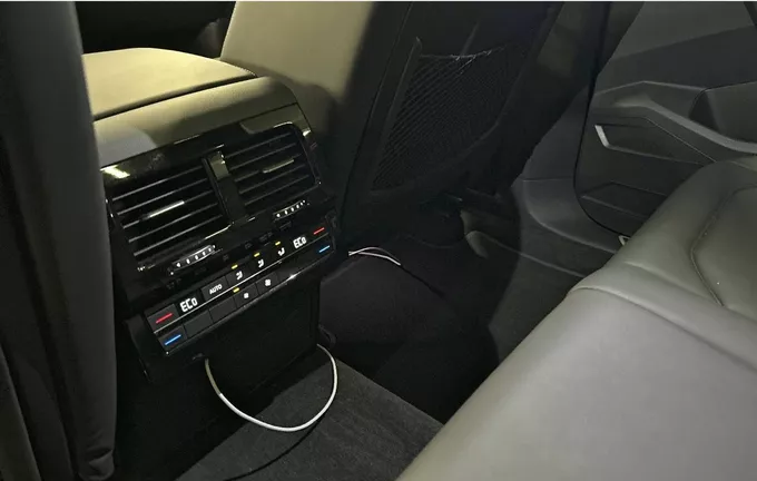 VOLKSWAGEN TOUAREG 3.0 TSI eHybrid 462 ch Tiptronic 8 4Motion R photo 30 2127378