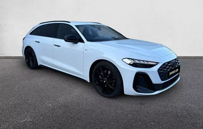 AUDI A5 Avant TFSI 204 ch S tronic 7 S line extérieur trois quart avant droit 7989