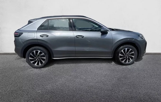 VOLKSWAGEN T-ROC 1.5 eTSI EVO2 Hybrid 116 ch DSG7 Life extérieur côté droit 9504