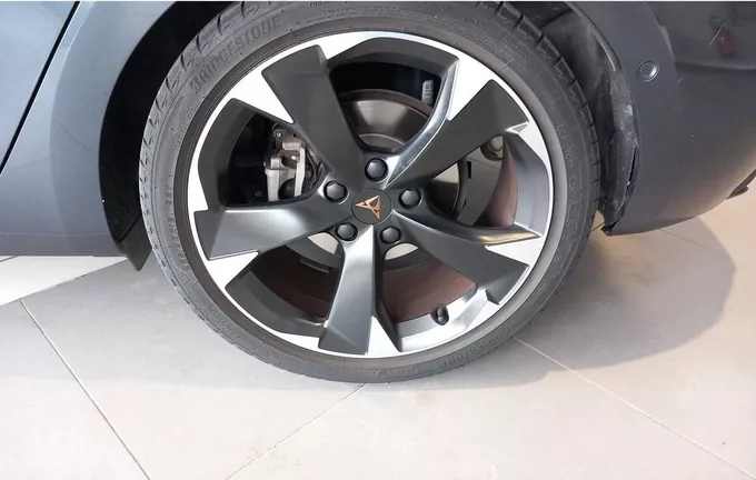 CUPRA LEON 1.4 e-HYBRID 204 ch DSG6 V photo 12 460415