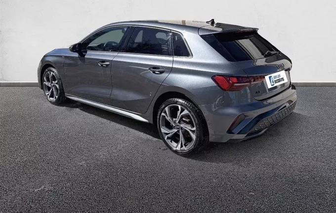 AUDI A3 Sportback TFSI Mild Hybrid 150 S tronic 7 S line extérieur trois quart arrière gauche 2126777