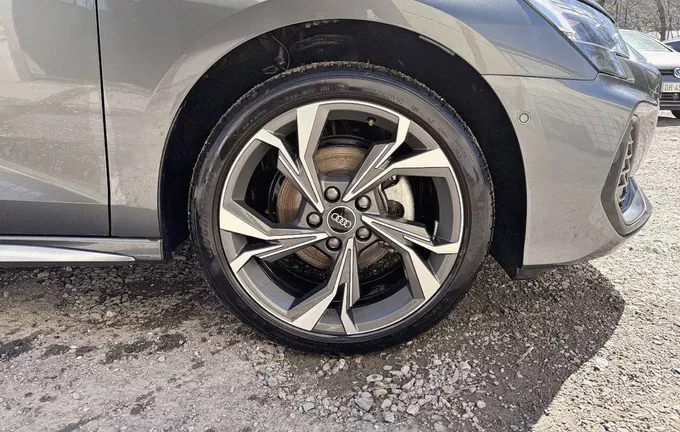 AUDI A3 Sportback TFSI Mild Hybrid 150 S tronic 7 S line photo 9 2126777