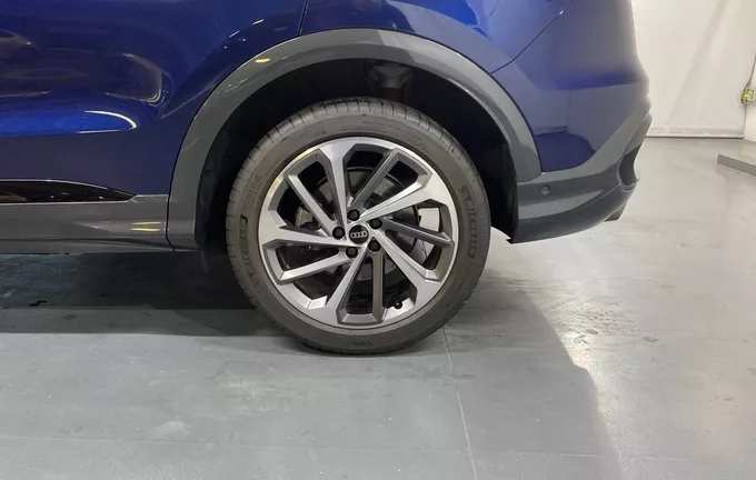 AUDI Q5 TDI 204 ch Hybride Quattro S tronic 7 S line photo 9 2130377