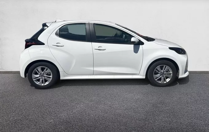 TOYOTA YARIS Hybride 116h Dynamic extérieur côté droit 1103758