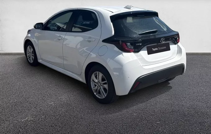 TOYOTA YARIS Hybride 116h Dynamic extérieur trois quart arrière gauche 1103758