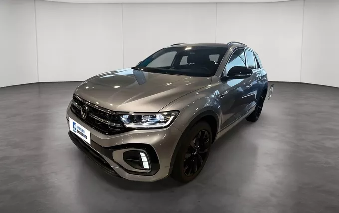 VOLKSWAGEN T-ROC 1.5 TSI EVO 150 Start/Stop DSG7 R-Line extérieur trois quart avant gauche 2133308