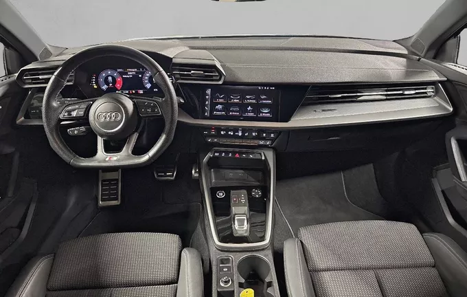 AUDI A3 Sportback 35 TDI 150 S tronic 7 S Line photo 18 2129846
