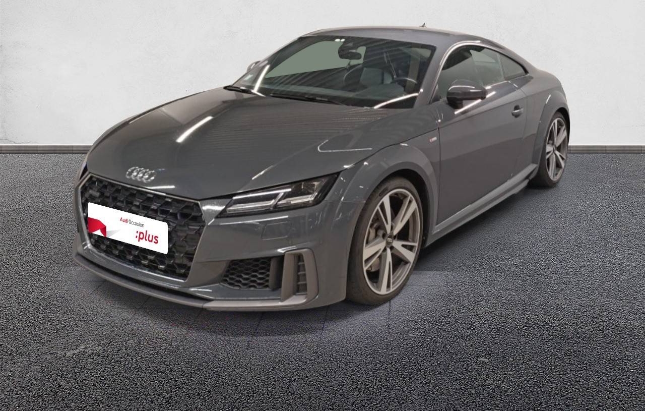 AUDI TT