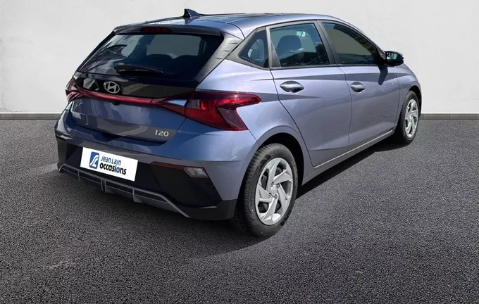 HYUNDAI I20 1.2 79 Initia extérieur trois quart arrière droit 13777