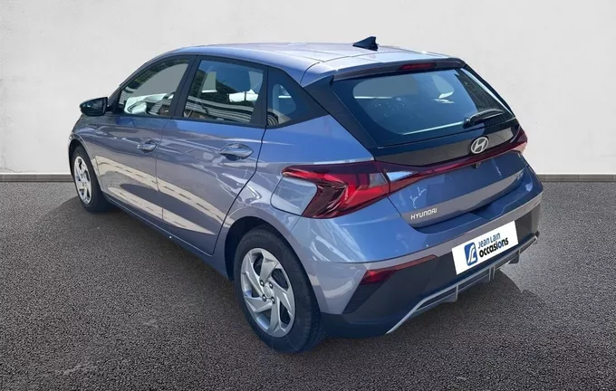 HYUNDAI I20 1.2 79 Initia extérieur trois quart arrière gauche 13777