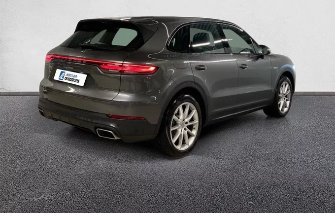 PORSCHE CAYENNE E-Hybrid 3.0 V6 462 ch Tiptronic BVA extérieur trois quart arrière droit 2122057