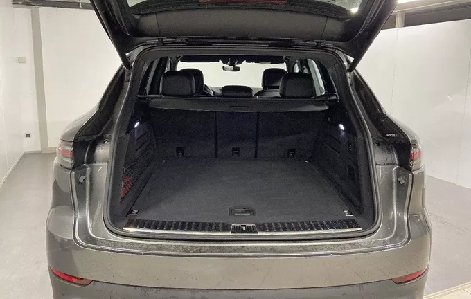 PORSCHE CAYENNE E-Hybrid 3.0 V6 462 ch Tiptronic BVA photo 10 2122057