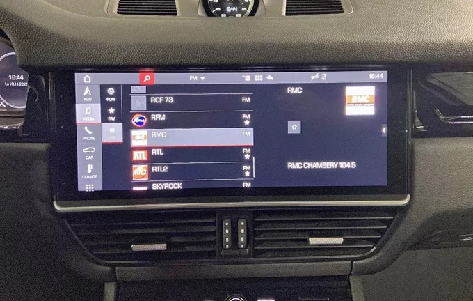 PORSCHE CAYENNE E-Hybrid 3.0 V6 462 ch Tiptronic BVA photo 16 2122057