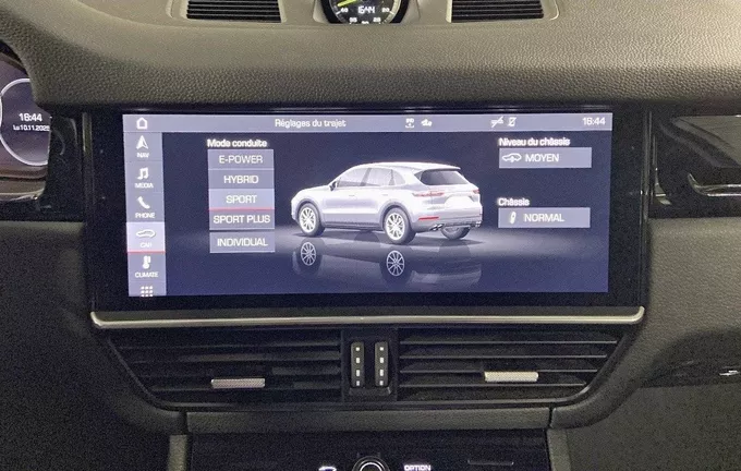 PORSCHE CAYENNE E-Hybrid 3.0 V6 462 ch Tiptronic BVA photo 19 2122057