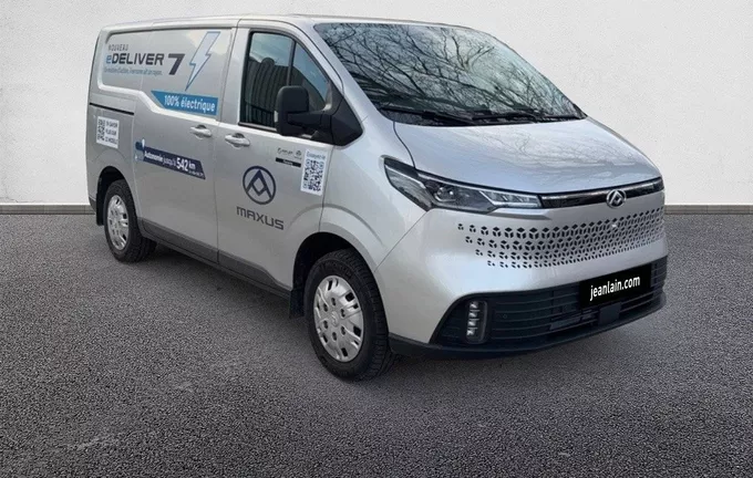 MAXUS E-DELIVER7 FOURGON L1H1 77 KWH extérieur trois quart avant droit 6801615