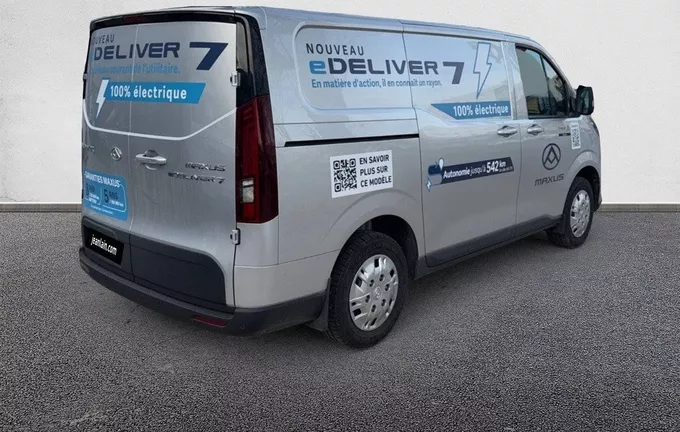 MAXUS E-DELIVER7 FOURGON L1H1 77 KWH extérieur trois quart arrière droit 6801615