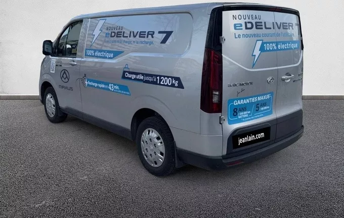 MAXUS E-DELIVER7 FOURGON L1H1 77 KWH extérieur trois quart arrière gauche 6801615