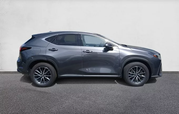 LEXUS NX 450h+ 4WD Hybride Rechargeable Luxe extérieur côté droit 1101824