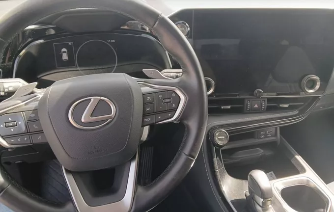LEXUS NX 450h+ 4WD Hybride Rechargeable Luxe photo 11 1101824