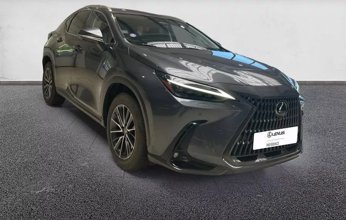 LEXUS NX 450h+ 4WD Hybride Rechargeable Luxe extérieur trois quart avant droit 1101824