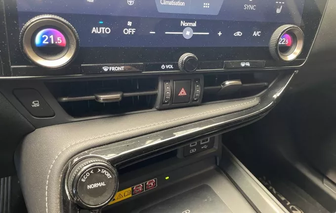 LEXUS NX 450h+ 4WD Hybride Rechargeable Luxe photo 14 1101824