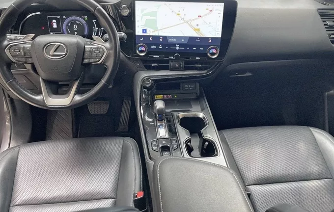 LEXUS NX 450h+ 4WD Hybride Rechargeable Luxe photo 18 1101824