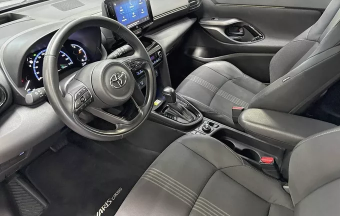 TOYOTA YARIS CROSS Hybride 116h AWD-i Trail (marchepieds standardisés) photo 11 1103405