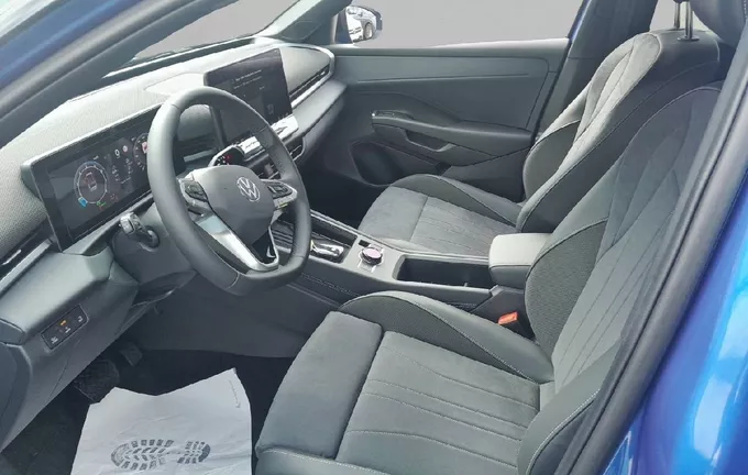 VOLKSWAGEN T-ROC 1.5 eTSI EVO2 Hybrid 150 ch DSG7 Style photo 11 9505