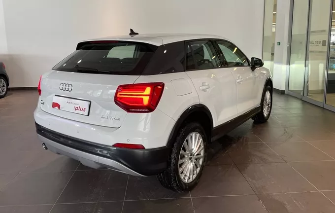 AUDI Q2 30 TFSI 116 BVM6 Design extérieur trois quart arrière droit 2128027