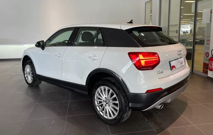 AUDI Q2 30 TFSI 116 BVM6 Design extérieur trois quart arrière gauche 2128027