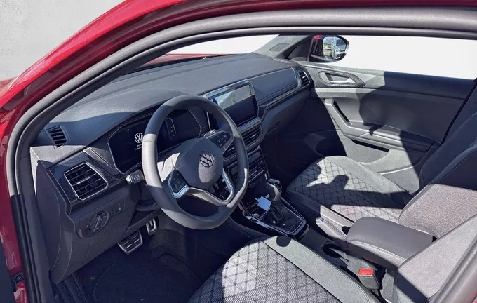 VOLKSWAGEN T-CROSS 1.0 TSI 116 Start/Stop DSG7 R-Line Edition photo 11 5055