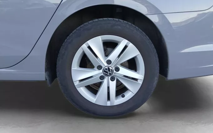 VOLKSWAGEN GOLF 1.5 eTSI OPF 130 DSG7 Life Plus photo 9 2132193